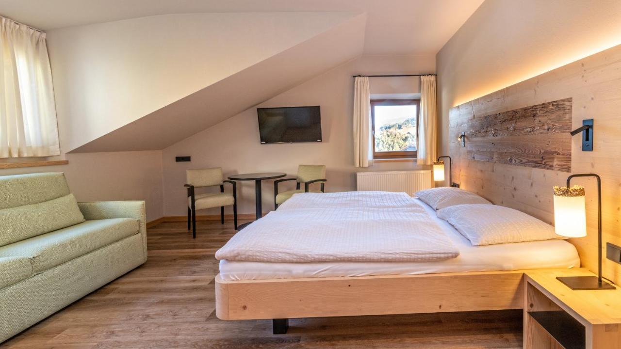 Garni Pramstrahler Hotell Klausen Exteriör bild