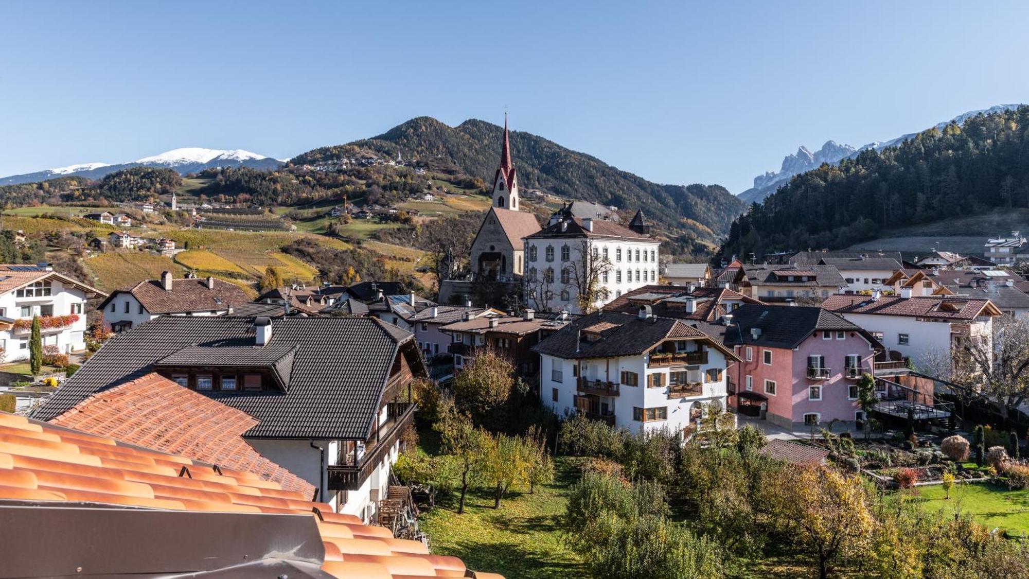 Garni Pramstrahler Hotell Klausen Exteriör bild