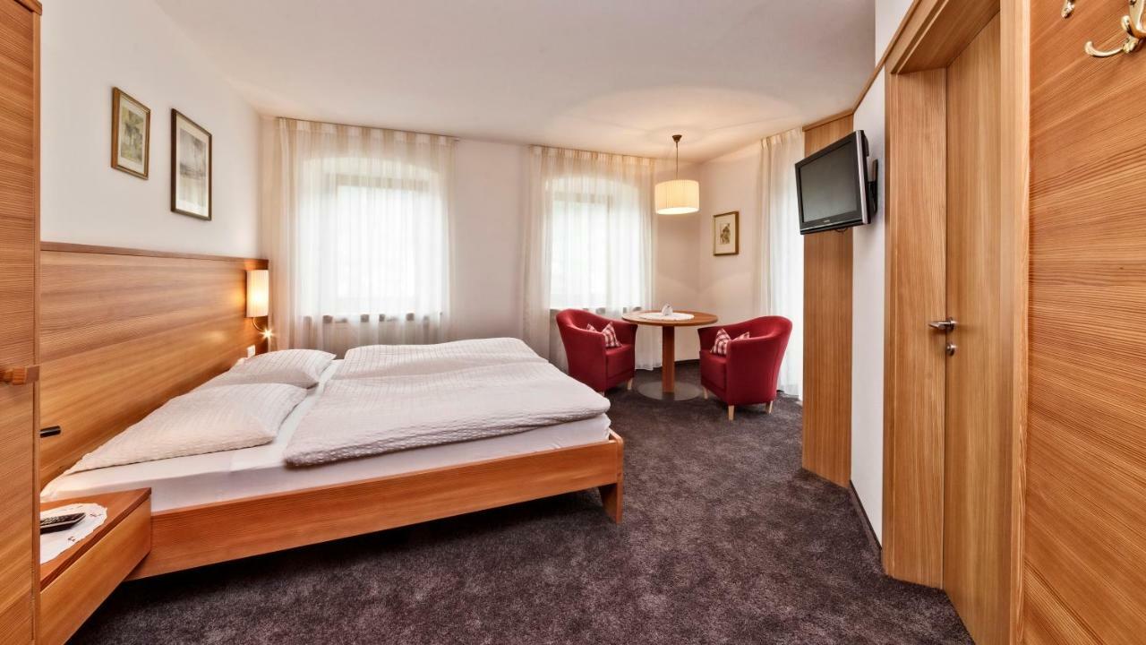 Garni Pramstrahler Hotell Klausen Exteriör bild