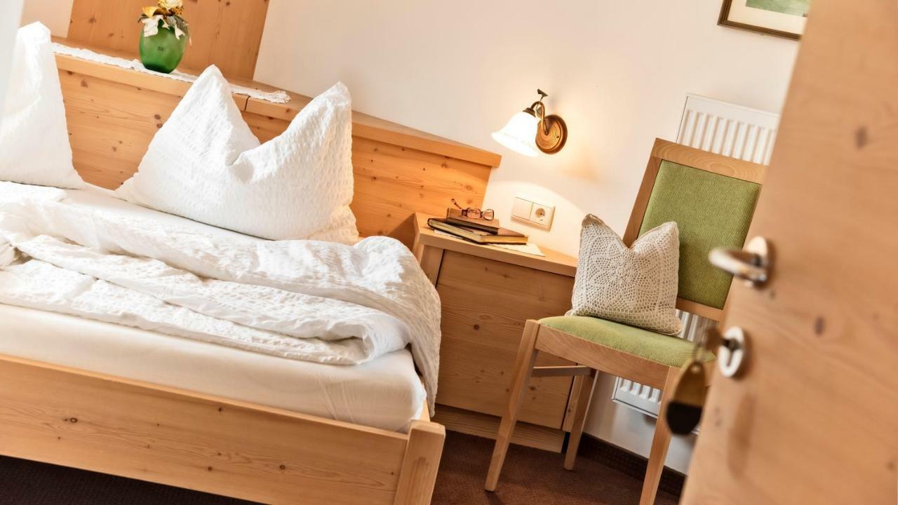 Garni Pramstrahler Hotell Klausen Exteriör bild